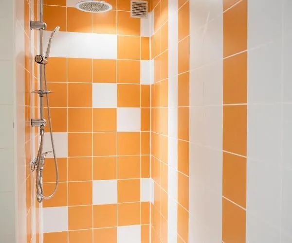 Colorzen - Confortable Lumineux Netflix - Centre Apartment *