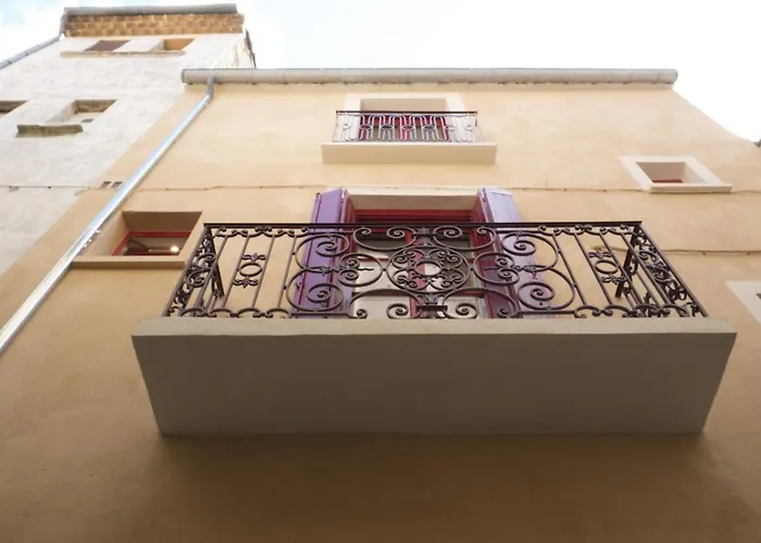 Colorzen - Confortable Lumineux Netflix - Centre Apartment *